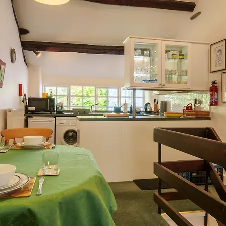 Damson - Chocolate Box In Crook, Near Bowness * Crook (Cumbria)